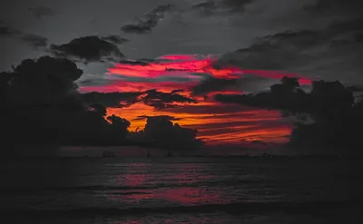 Crimson Sunset Over Stormy Seas - free nature wallpaper 3496×2161