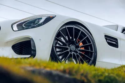 White Sports Car with Black Wheels and Orange Brakes - free cars & vehicles wallpaper 6720×4480