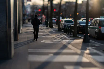 Urban Street Scene with Pedestrian and Parked Cars - free city & urban wallpaper 5568×3712