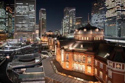 Tokyo Station at Night with Modern Skyscrapers - free city & urban wallpaper 6016×4016