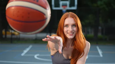 Woman Playing Basketball at Outdoor Court - free wallpaper 3840×2160
