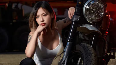 Woman Posing with Motorcycle in Studio Setting - free people & portraits wallpaper 5184×2916