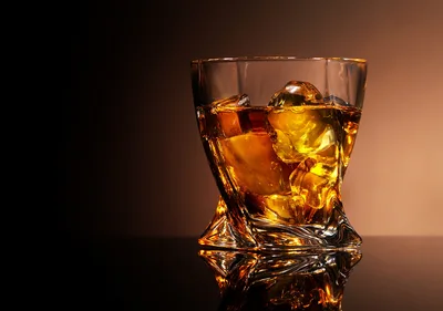 Whiskey Glass With Ice on Warm Background - free wallpaper 3200×2248