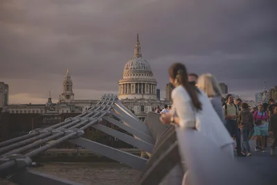 St. Paul's Cathedral London with Millennium Bridge - free people & portraits wallpaper 5752×3835