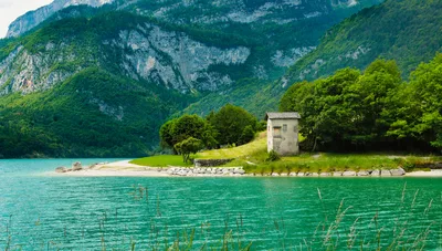 Alpine Solitude: Lake Molveno's Hidden Refuge - free landscapes wallpaper 6144×3487