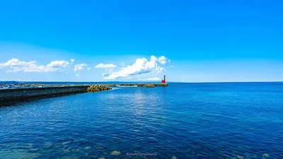 Serene Harbor Under Clear Blue Skies - free photography wallpaper 3840×2160