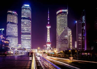 Shanghai's Oriental Pearl Tower at Night - free city & urban wallpaper 5120×3637