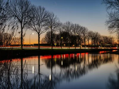 Twilight Reflections on Canal with Traffic Light Trails - free nature wallpaper 4803×3573