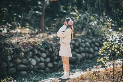 Girl in Cream Coat Posing in Garden Setting - free people & portraits wallpaper 5120×3418