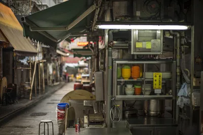 Hong Kong Street Food Stall with Display Case - free city & urban wallpaper 5760×3840