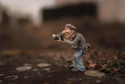 Miniature Photographer Capturing Shots Outdoors - free art & design wallpaper 2400×1600