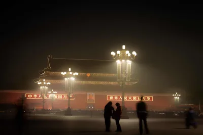 Tiananmen Gate at Night with Ornamental Lanterns - free city & urban wallpaper 3072×2048