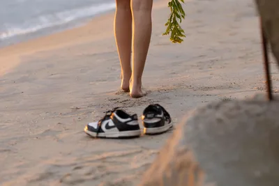 Barefoot Person Walking on Beach at Sunset - free people & portraits wallpaper 6000×4000