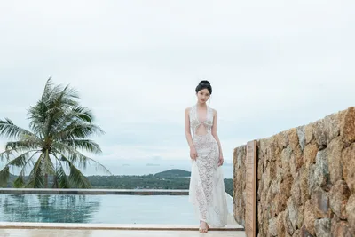 Woman in White Lace Dress by Infinity Pool - free people & portraits wallpaper 6000×4000