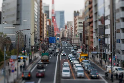 Tokyo Street Scene with Tilt-Shift Effect - free wallpaper 5568×3712