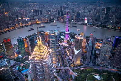 Shanghai Skyline at Dusk with Illuminated Oriental Pearl Tower - free city & urban wallpaper 3300×2200