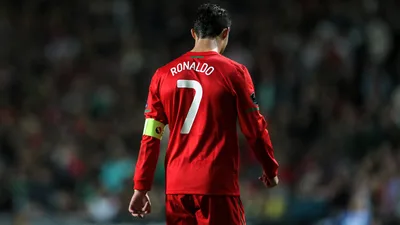 Cristiano Ronaldo Portugal Red Jersey 5K - free sports wallpaper 5120×2880