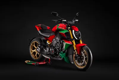 Ducati Diavel V4 RS Red Beast on Dark Stage - free dark wallpaper 8192×5464
