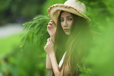Woman In Straw Hat Among Green Foliage - free people & portraits wallpaper 5120×3413