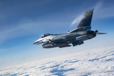 F-16 Fighting Falcon Fighter Jet In Flight Above Clouds - free cars & vehicles wallpaper 4154×2768