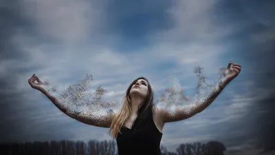 Woman With Dissolving Arms Against Sky - free people & portraits wallpaper 2048×1152