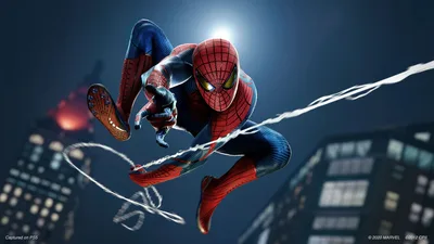 Spider-Man Swinging Through the City Remastered - free gaming wallpaper 3840×2160