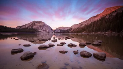 Mountain Lake Twilight Reflections - free nature wallpaper 4166×2343