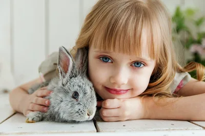Girl With Rabbit Smiling in Pure Joy - free kids & cute wallpaper 5120×3413