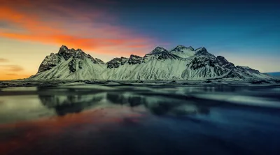 Vestrahorn's Golden Hour Reflection - free nature wallpaper 6515×3613