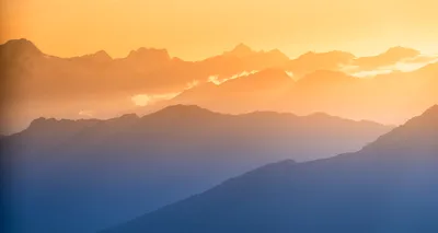 Alpine Glow Over Southern Peaks - free nature wallpaper 7900×4199