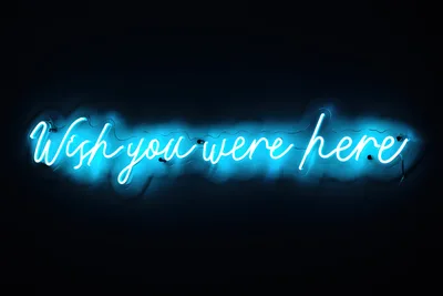 Neon Longing: Wish You Were Here - free cyberpunk wallpaper 4000×2667