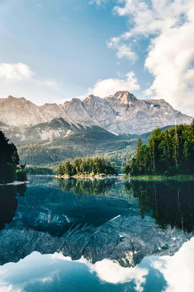Alpine Lake Mirror - Grainau Mountain Serenity - free nature wallpaper 4000×6000