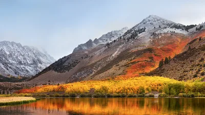 Autumn Mountain Reflection in High Sierra - free nature wallpaper 5120×2880