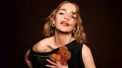 Emilia Clarke Hunger Magazine 5K Portrait - free people & portraits wallpaper 5120×2880