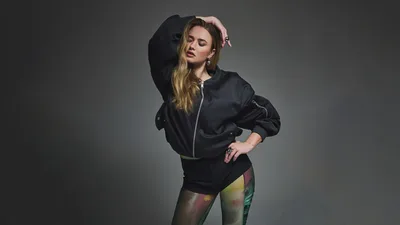 Sleek Urban Style Photoshoot Portrait - free people & portraits wallpaper 5120×2880