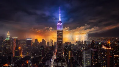 Empire State Building Fireworks - free city & urban wallpaper 7680×4320