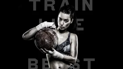 Basketball Athlete - free dark wallpaper 5120×2880