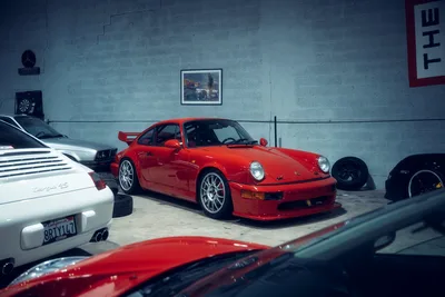 Red Porsche 911 in Classic Garage Collection - free cars & vehicles wallpaper 2048×1365
