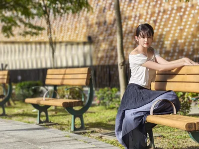 Sunlit Park Moments: Asian Woman on Bench - free people & portraits wallpaper 3705×2779