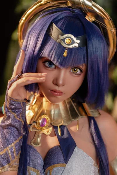 Fantasy Character with Purple Hair and Golden Accessories - free people & portraits wallpaper 4000×6000