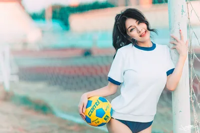 Young Woman With Soccer Ball at Sports Court - free people & portraits wallpaper 5760×3840