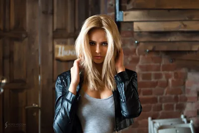Blonde Woman in Black Leather Jacket in Industrial Setting - free people & portraits wallpaper 2048×1367