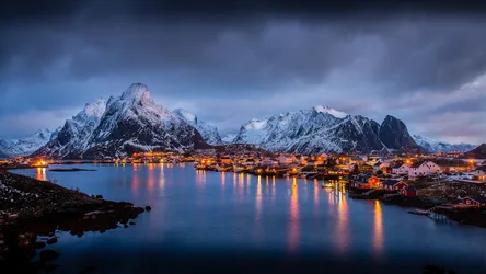 Lofoten's Winter Morning Magic - free fantasy wallpaper 3840×2160