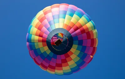 Colorful Hot Air Balloon Against Clear Blue Sky - free photography wallpaper 5120×3221