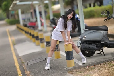 Girl Posing With Yellow And Black Bollard - free people & portraits wallpaper 5000×3333