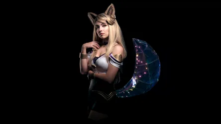 KDA Ahri Celestial Fox Cosplay 5K AMOLED - free dark wallpaper 5120×2880