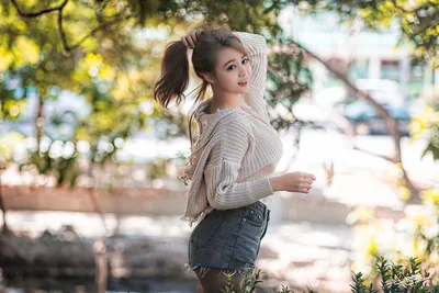 Brown-Haired Muse in a Shirt - free people & portraits wallpaper 5760×3840