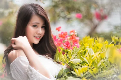Portrait of a Brown-Haired Lady in a Dress - free people & portraits wallpaper 5760×3840