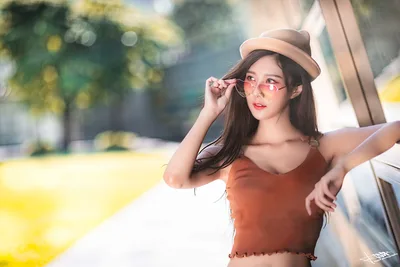 Portrait of a Brown-Haired Girl in a Crop Top - free people & portraits wallpaper 5760×3840