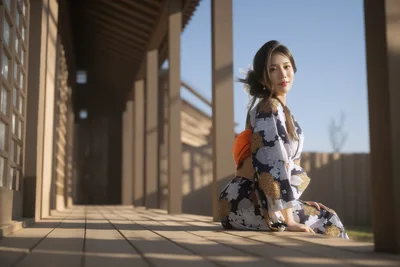 Brown-Haired Muse in a Kimono - free people & portraits wallpaper 6144×4096